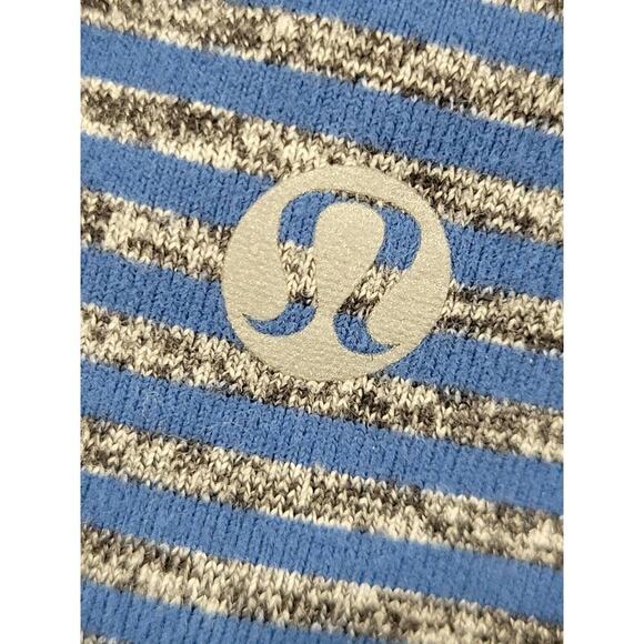 Lululemon Women's Run‎ Ice Queen Long Sleeve Top Size 4 Blue Striped - Picture 15 of 15